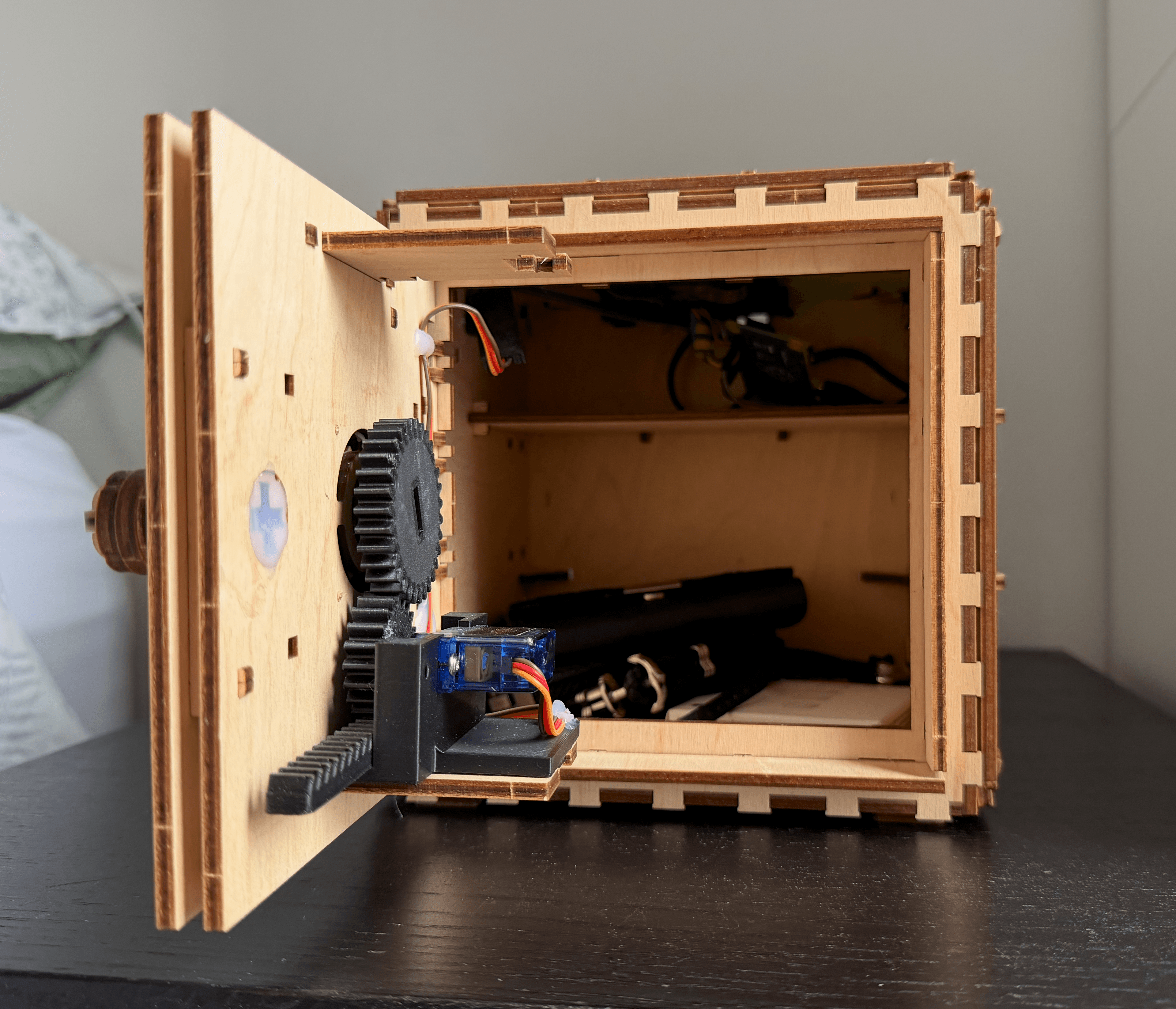 Vue d'ensemble du coffre connecté